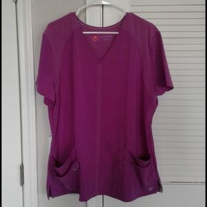 Urbane Performance XL scrub top, violet rose color